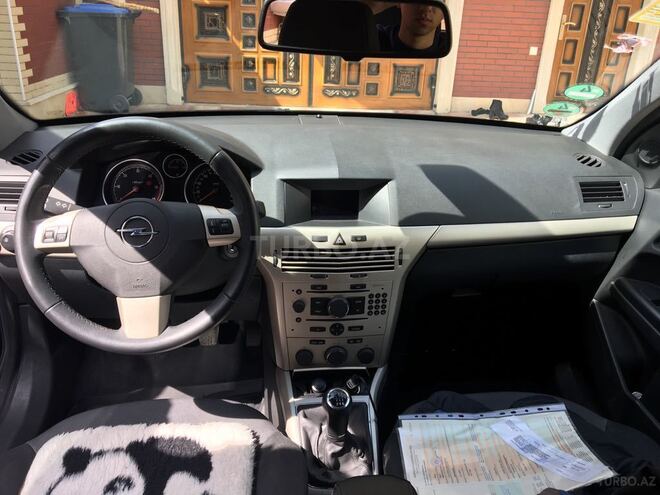 Opel Astra 2008, 235,000 km - 1.7 л - Bakı