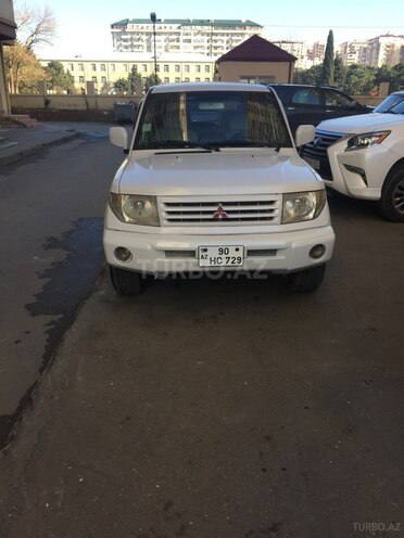 Mitsubishi Pajero io 2000, 220,000 km - 1.8 л - Bakı