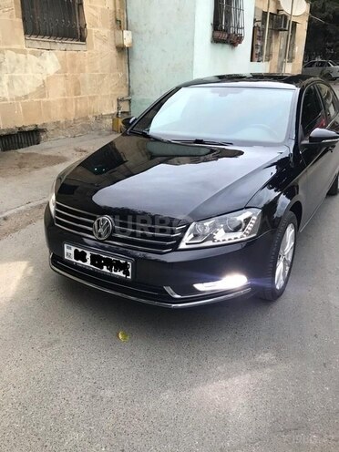 Volkswagen Passat 2012, 137,000 km - 1.8 l - Bakı