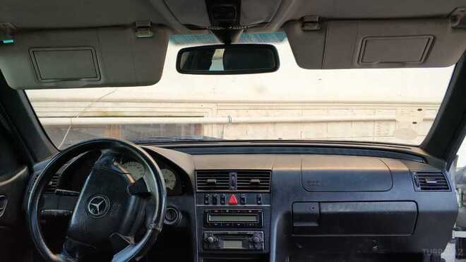 Mercedes C 240 1998, 370,000 km - 2.4 l - Bakı