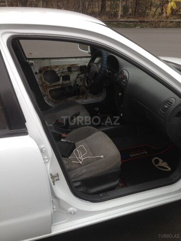 Daewoo Nubira 2000, 300,009 km - 1.6 l - Qax