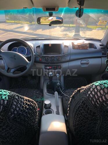 Mitsubishi L200 2008, 184,000 km - 2.5 l - Bakı