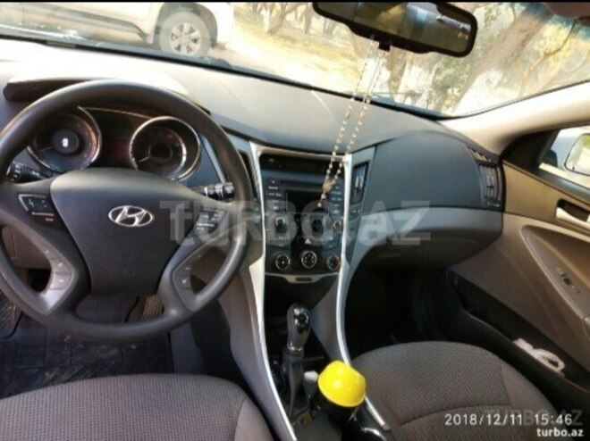 Hyundai Sonata 2012, 78,000 km - 2.4 l - Salyan