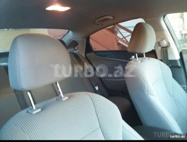 Hyundai Sonata 2012, 78,000 km - 2.4 l - Salyan