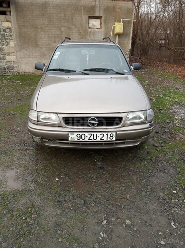 Opel Astra 1995, 356,000 km - 1.6 l - Oğuz