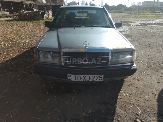 Mercedes 190 1992, 200,000 km - 2.0 л - Masallı