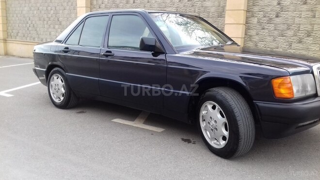Mercedes 190 1989, 233,742 km - 2.0 l - Bakı