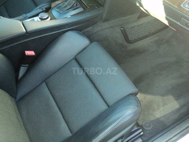 BMW 525 2006, 76,000 km - 2.5 l - Bakı