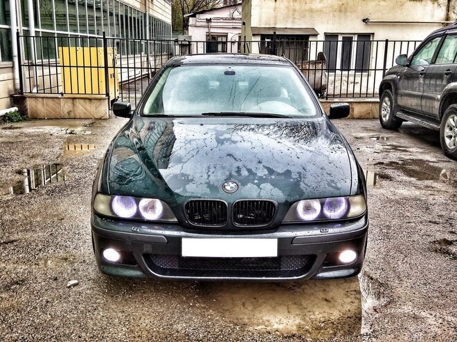 BMW 528 1998, 269,560 km - 2.8 l - Bakı