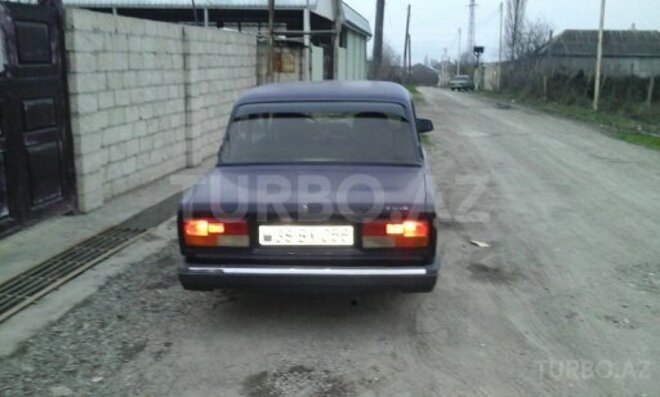 LADA (VAZ) 2107 2004, 98,000 km - 0.1 л - Qusar