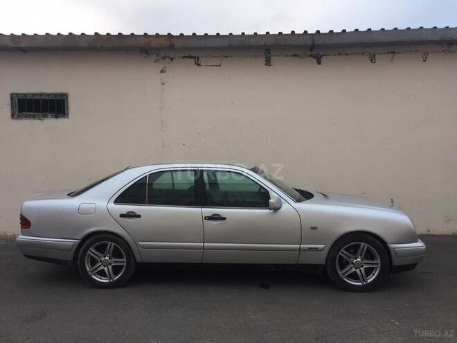 Mercedes E 230 1996, 410,000 km - 2.3 l - Bakı