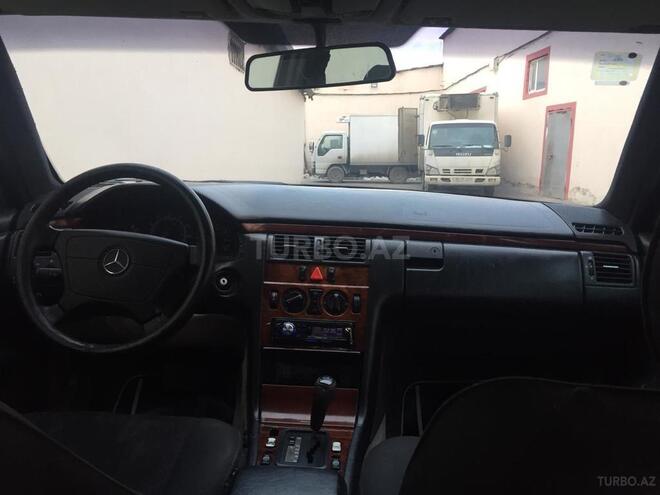 Mercedes E 230 1996, 410,000 km - 2.3 l - Bakı