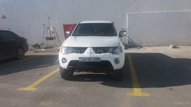 Mitsubishi L200 2008, 180,000 km - 2.5 l - Bakı