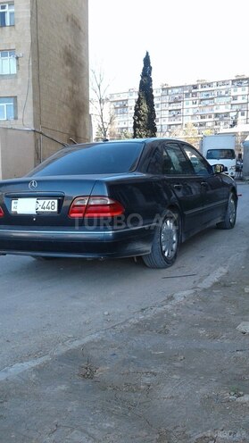 Mercedes E 320 2001, 44,000 km - 3.2 l - Bakı