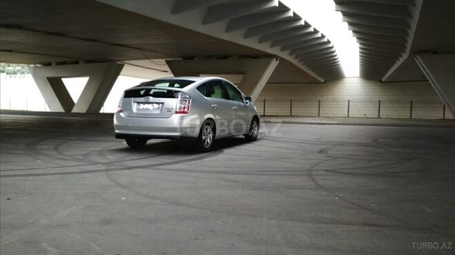 Toyota Prius 2008, 135,000 km - 1.5 l - Bakı