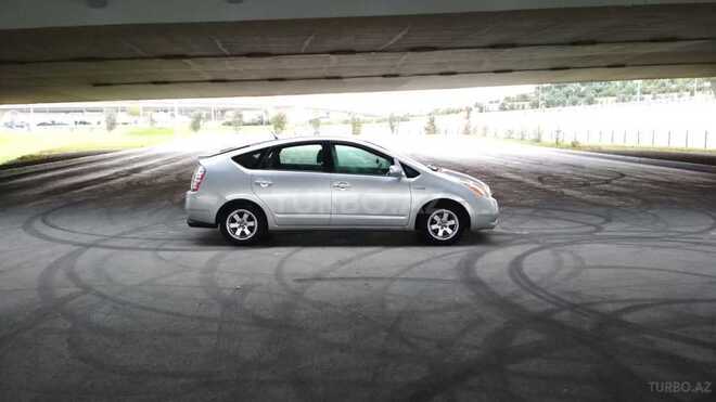 Toyota Prius 2008, 135,000 km - 1.5 l - Bakı