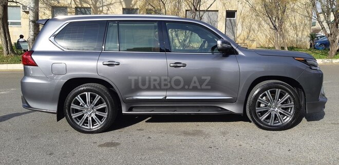 Lexus LX 570 2016, 29,500 km - 5.7 л - Bakı