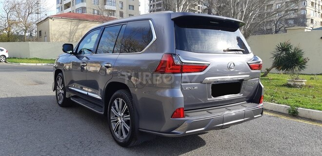 Lexus LX 570 2016, 29,500 km - 5.7 л - Bakı