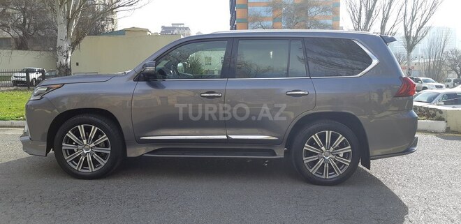 Lexus LX 570 2016, 29,500 km - 5.7 л - Bakı
