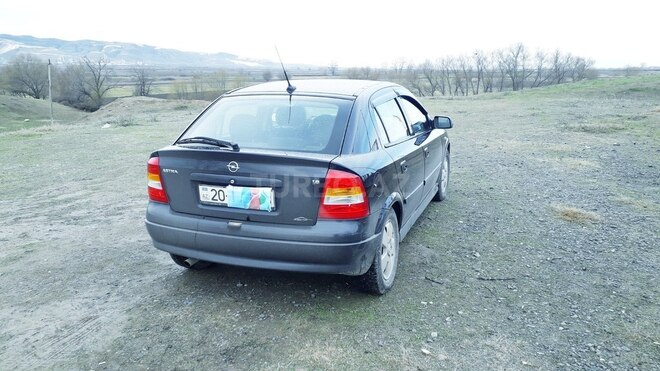 Opel Astra 2003, 151,000 km - 1.8 l - Qazax