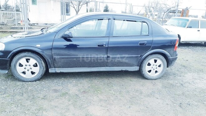 Opel Astra 2003, 151,000 km - 1.8 l - Qazax