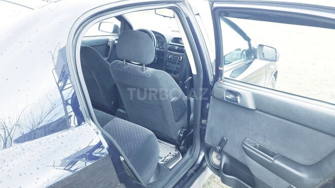 Opel Astra 2003, 151,000 km - 1.8 l - Qazax