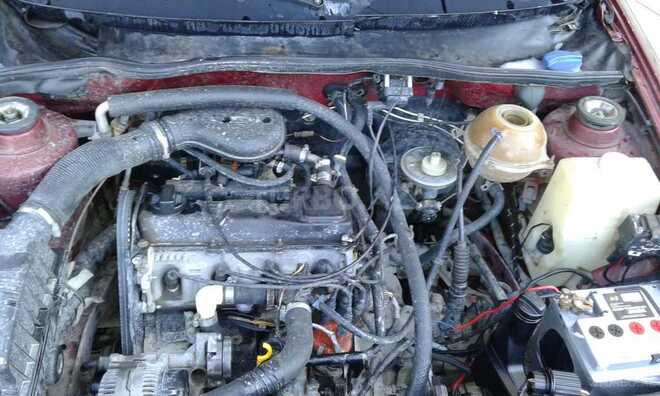 Volkswagen Polo 1995, 80,000 km - 1.5 l - Bakı