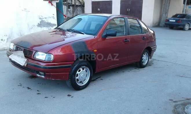 Volkswagen Polo 1995, 80,000 km - 1.5 l - Bakı