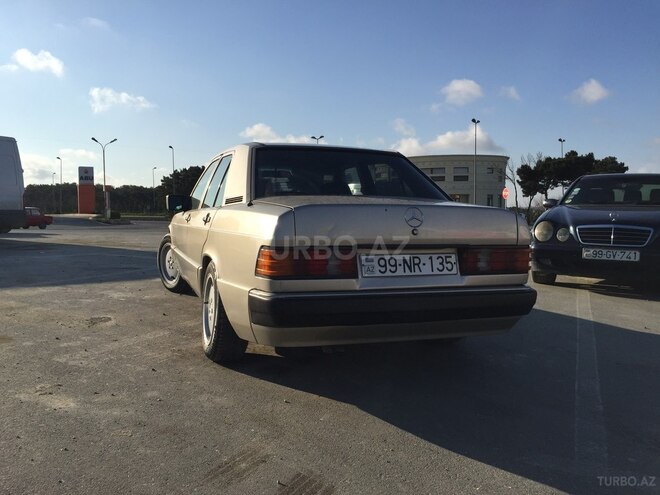Mercedes 190 1991, 275,000 km - 2.0 л - Xırdalan