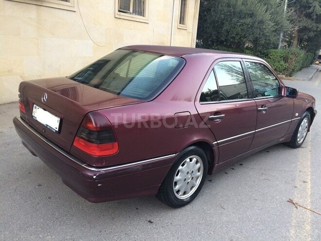 Mercedes C 200 1997, 252,000 km - 2.0 l - Bakı