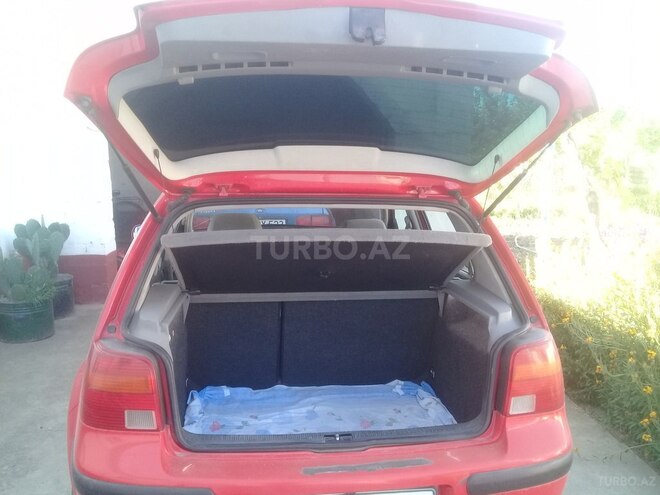 Volkswagen Golf 1998, 226,000 km - 1.6 l - Xaçmaz