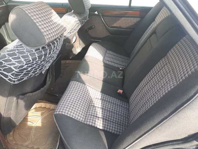 Mercedes E 200 1991, 288,000 km - 2.0 л - Bakı