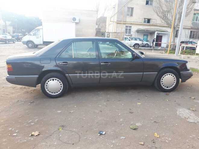 Mercedes E 200 1991, 288,000 km - 2.0 л - Bakı