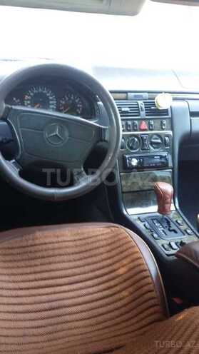 Mercedes E 230 1997, 300,615 km - 2.3 l - Bakı