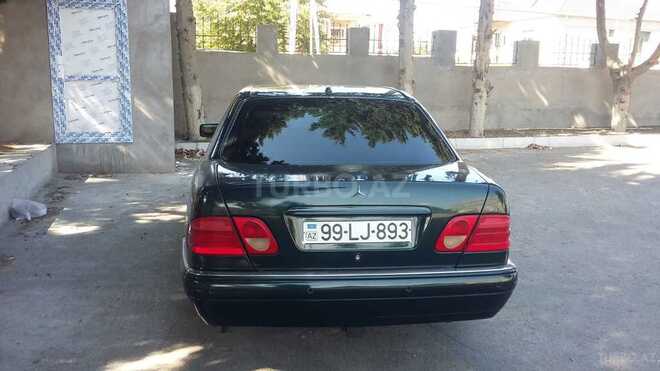 Mercedes E 230 1997, 300,615 km - 2.3 l - Bakı