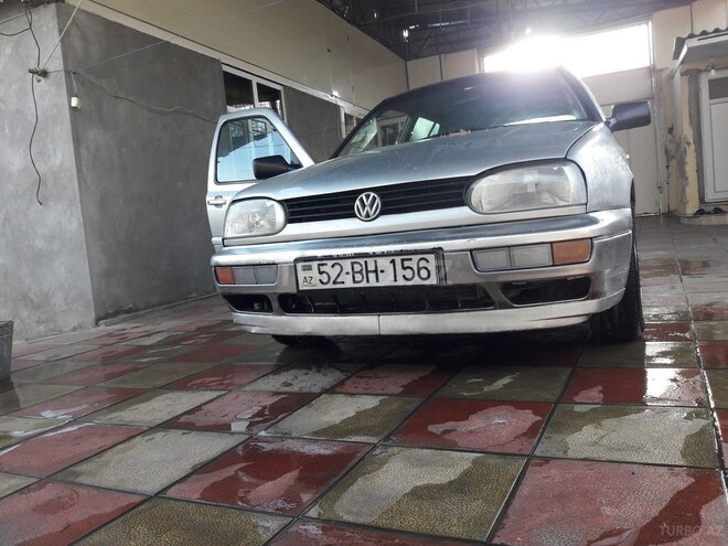 Volkswagen Golf 1994, 2,568,900 km - 1.5 l - Gəncə