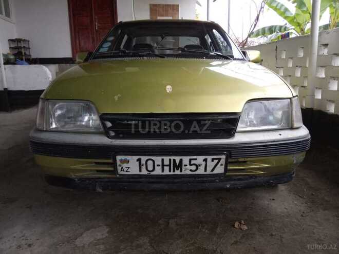 Opel  1986, 570,000 km - 1.5 л - Quba