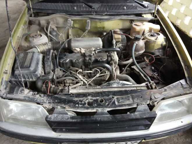 Opel  1986, 570,000 km - 1.5 л - Quba