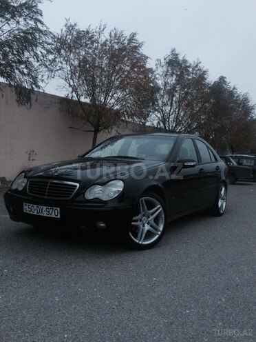Mercedes C 180 2002, 230,000 km - 1.8 l - Bakı