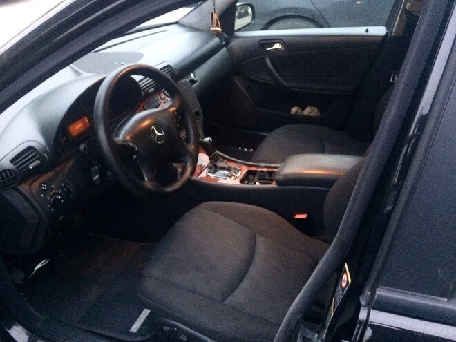 Mercedes C 180 2002, 230,000 km - 1.8 l - Bakı