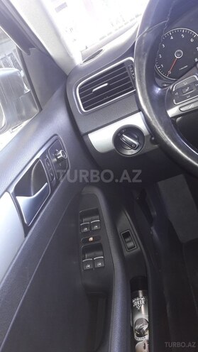 Volkswagen Jetta 2013, 89,000 km - 1.8 л - Bakı