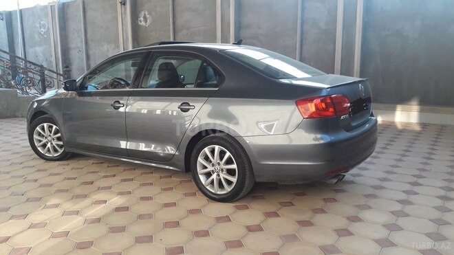 Volkswagen Jetta 2013, 89,000 km - 1.8 л - Bakı