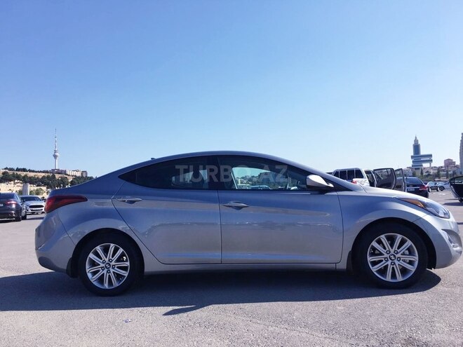 Hyundai Elantra 2014, 69,000 km - 1.8 л - Qusar