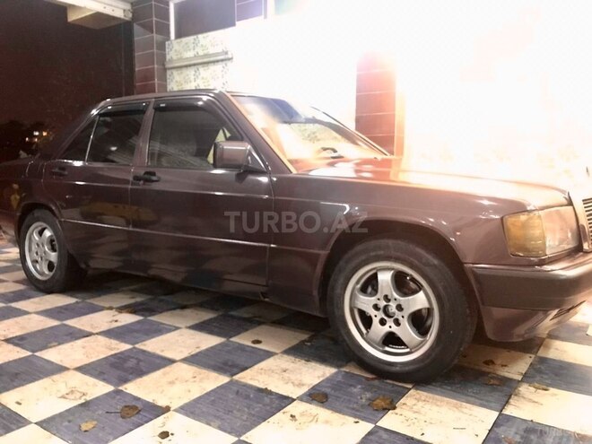Mercedes 190 1992, 238,771 km - 2.0 l - Bakı