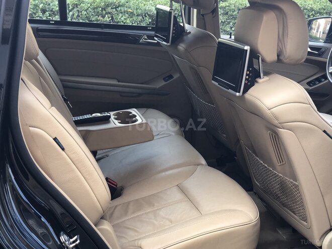Mercedes GL 550 2010, 136,000 km - 5.5 l - Bakı