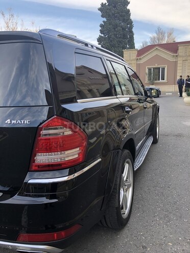 Mercedes GL 550 2010, 136,000 km - 5.5 l - Bakı