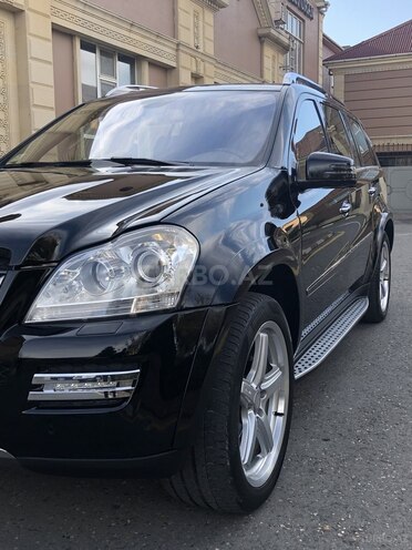 Mercedes GL 550 2010, 136,000 km - 5.5 l - Bakı