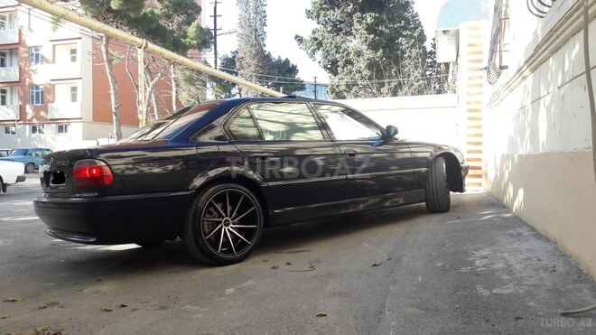 BMW 740 2001, 198,900 km - 4.4 l - Bakı