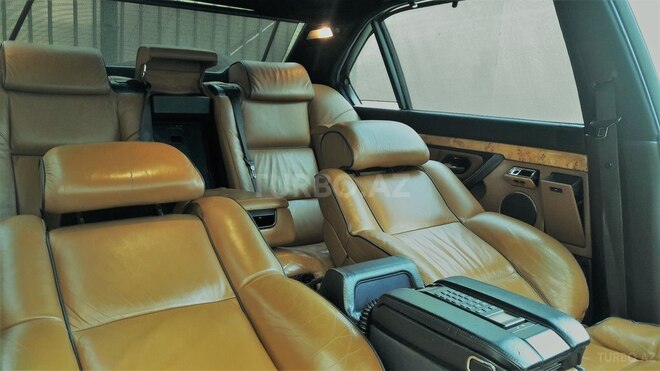 BMW 740 2001, 198,900 km - 4.4 l - Bakı
