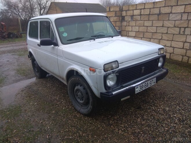 LADA (VAZ) Niva 1987, 780,000 km - 1.7 l - Qusar
